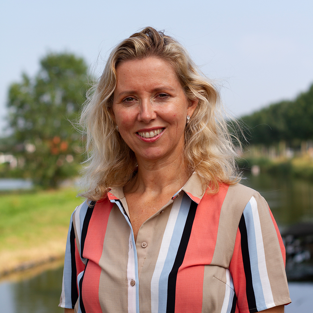 Astrid Dol - Fractielid VVD Koggenland